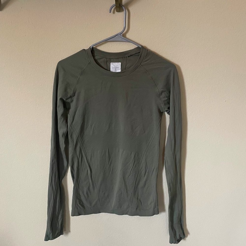 Athleta Momentum Top